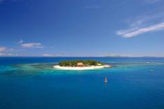 ***2026年4月1日～*** ビーチコンバー・アイランド1日クルーズ （ナンディ・デナラウ発）