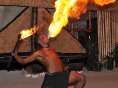 ***2026年4月1日～*** ロビンソンクルーソー・アイランド　サンセットクルーズ＆ディナーショー